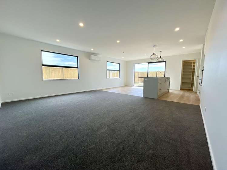 6 Maple Lane 11103_4