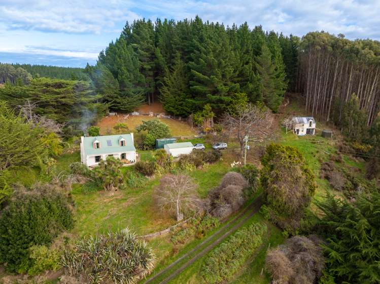 61 Coutts Gully Road Taieri Mouth_1