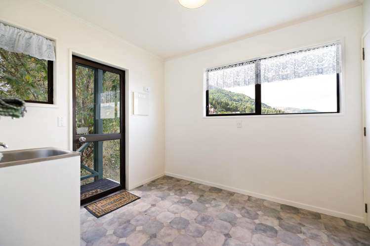 1 Von Place Fernhill/Sunshine Bay_37