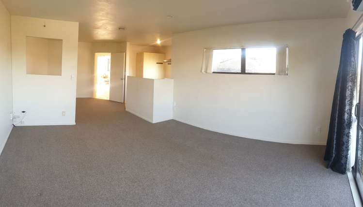 22 Baulcomb Parade Windsor Park_6