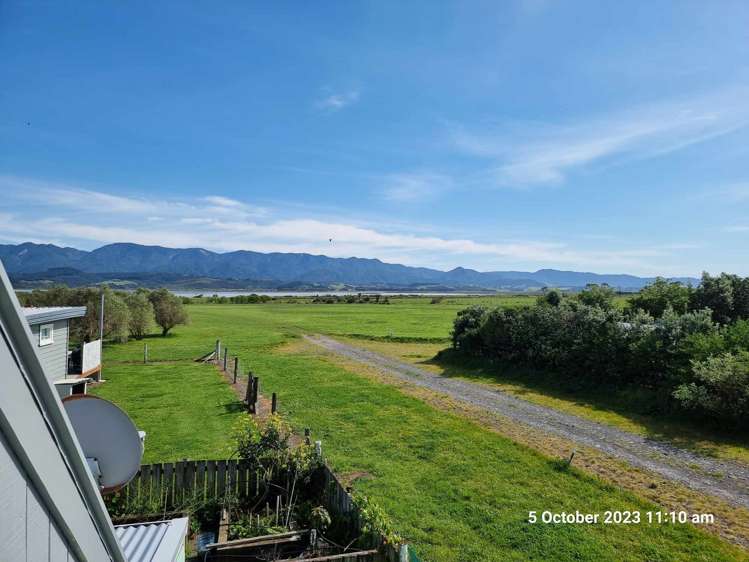 95 Lake Ferry Road Cape Palliser_14