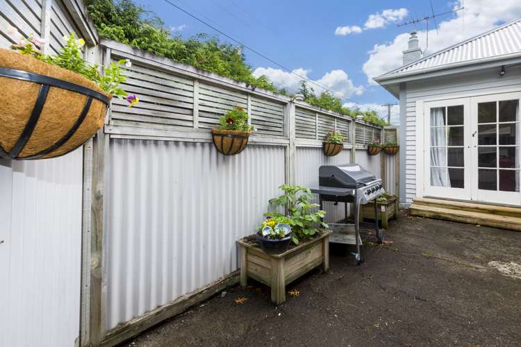 96 Heretaunga Square Silverstream_7