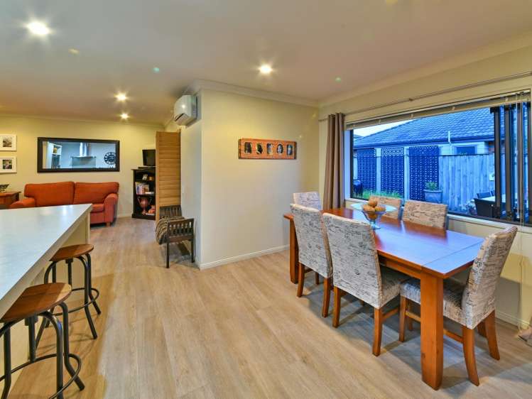 14 Turnberry Drive Wattle Downs_4