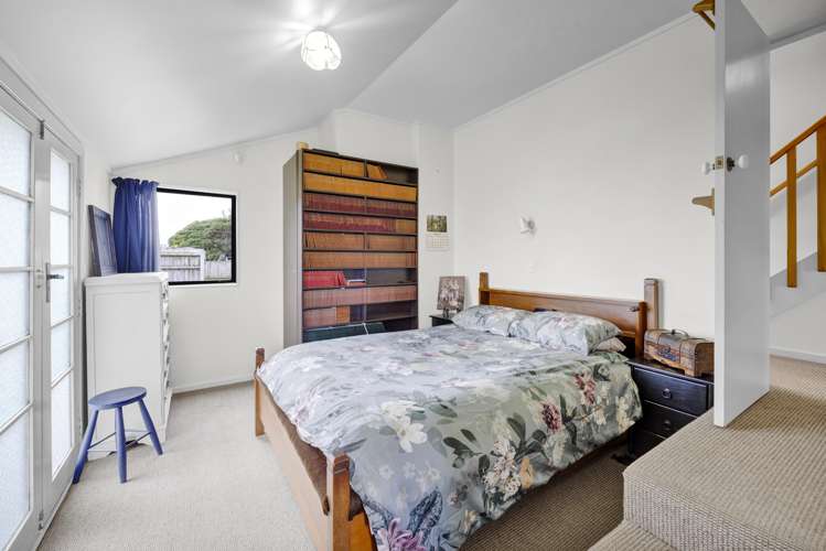 6 Egmont Street Hawera_24