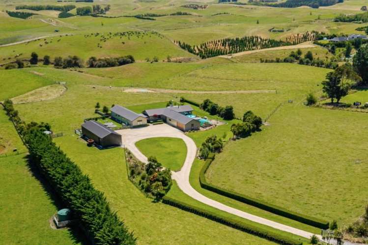 151 Mount Stewart Halcombe Road Sanson_49