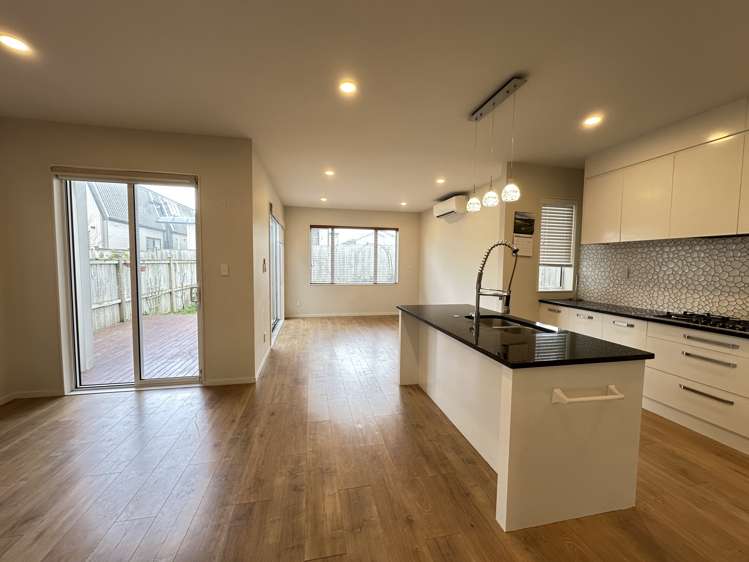 59 Myland Drive Hobsonville_8