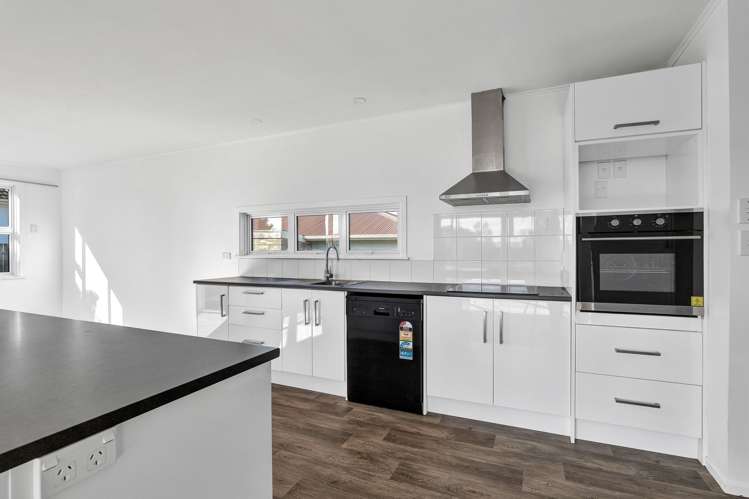 10 Douglas Street_2
