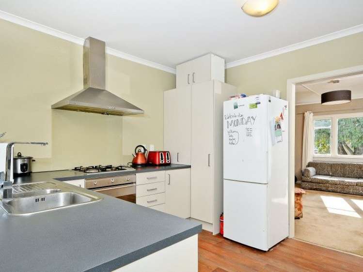 214 Clyde Street Hamilton East_7