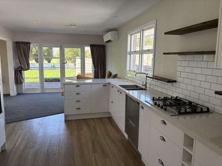 63 Grove Street 1558_5