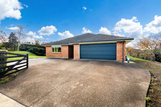 131 Mcrobbie Road Kingseat_2