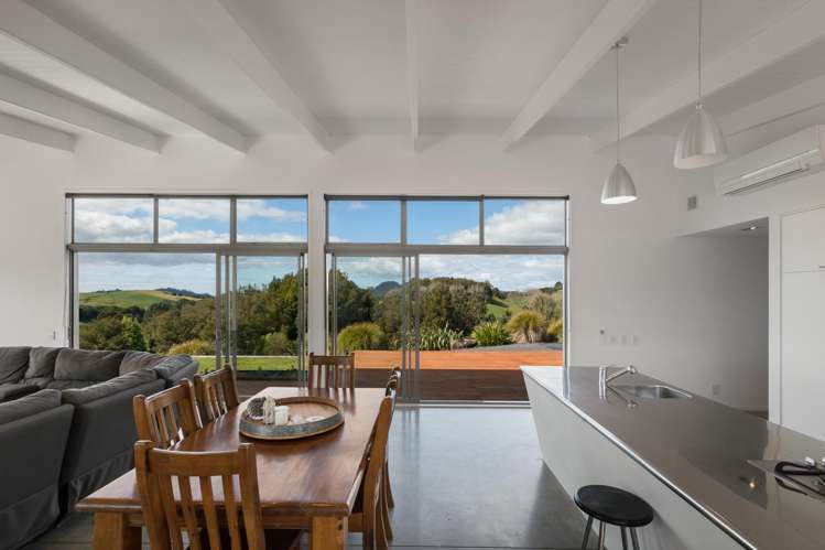 451 Woodlands Road_5