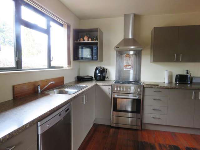 7 Main Street Reefton_2