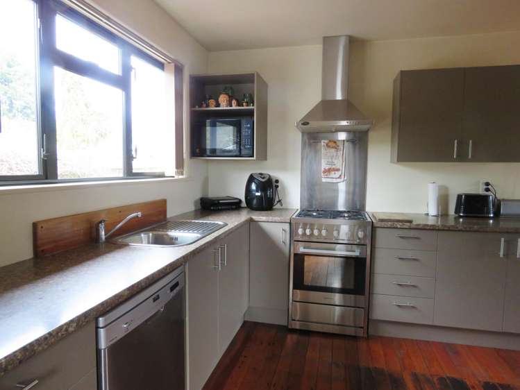 7 Main Street Reefton_2