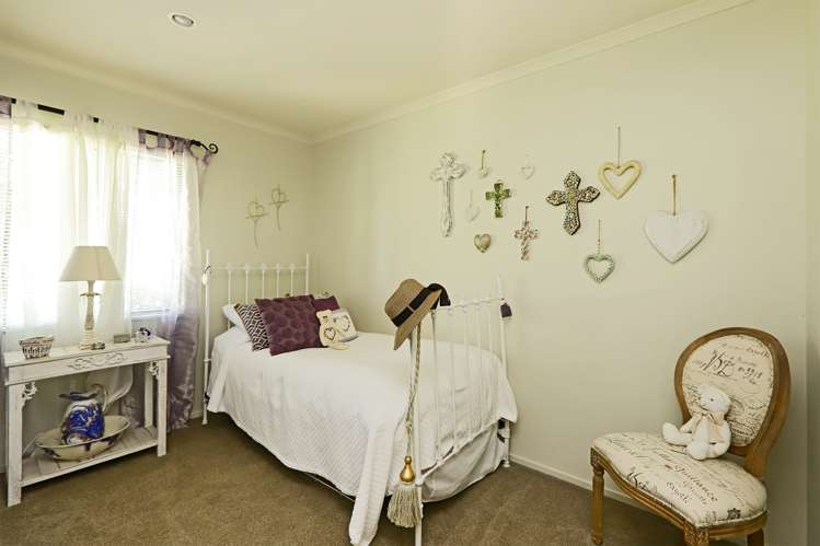 901 Harding Road Camberley_10