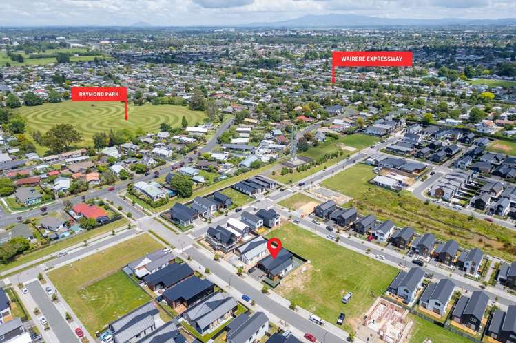 13 Halley Drive Chartwell_24