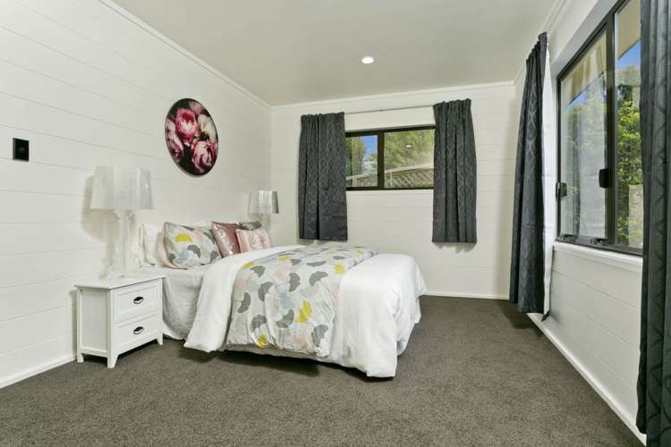 2/20 Fernlea Rise Bayview_11