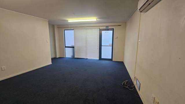 1/18 Croskery Road Red Hill_2