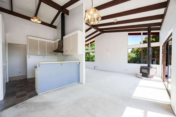 25 Nui Mana Place Te Atatu South_14