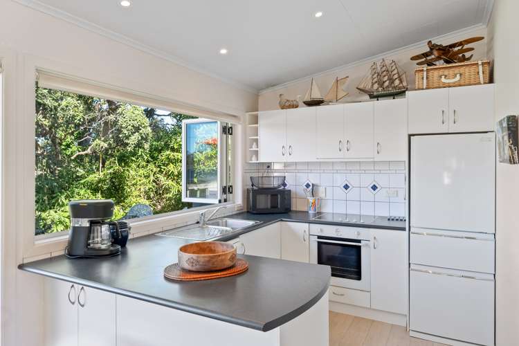 40 Korora Road Oneroa_57