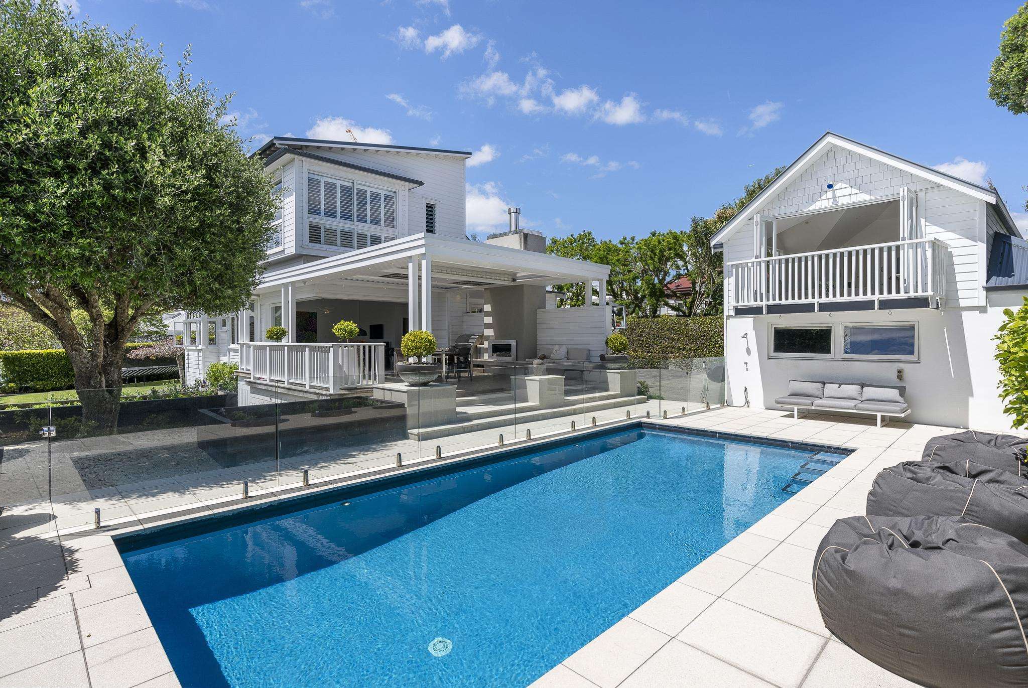 Herne Bay mansion sells to expats for $8.3m as wealthy buyers from LA and the UK circle