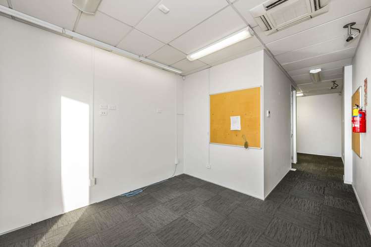 1/3029 Great North Road New Lynn_11
