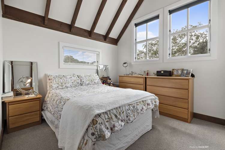 90 Lohia Street Khandallah_12