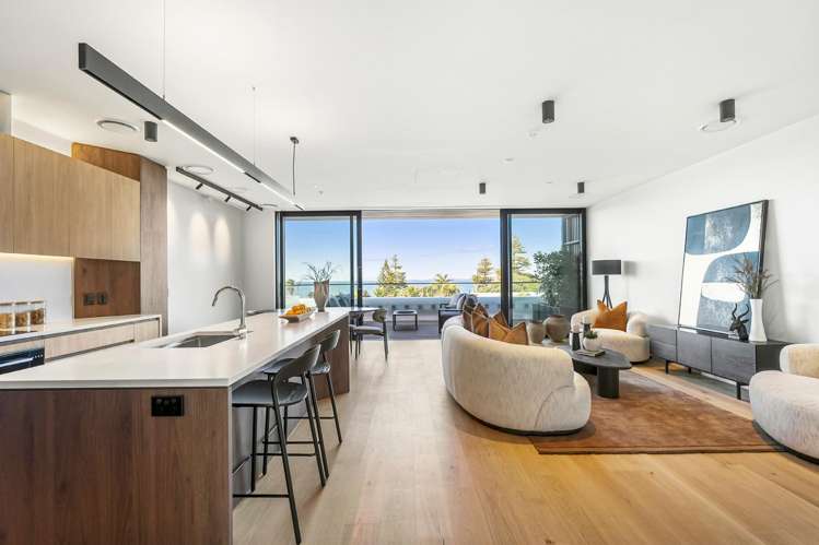 17/423-427 Beach Road Mairangi Bay_6