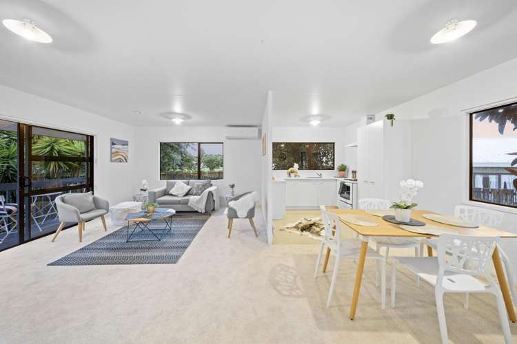 4/3 Barneys Farm Road Clendon Park_6