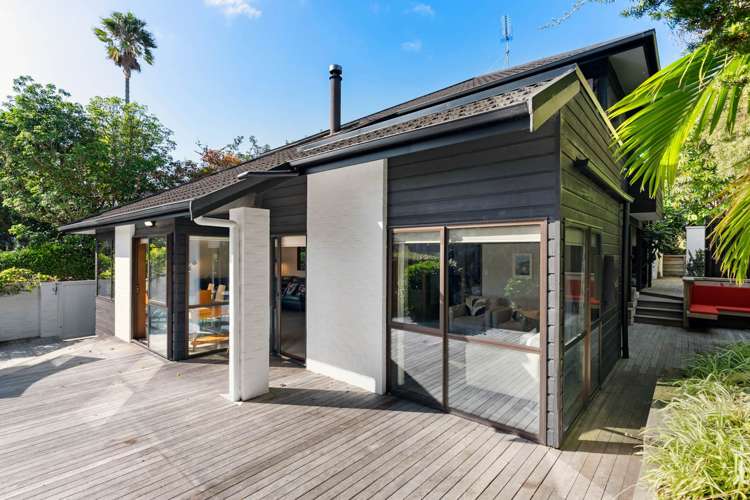 2/12 Penzance Road Mairangi Bay_35