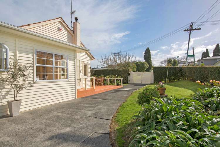 11 Luplau Crescent Cockle Bay_24