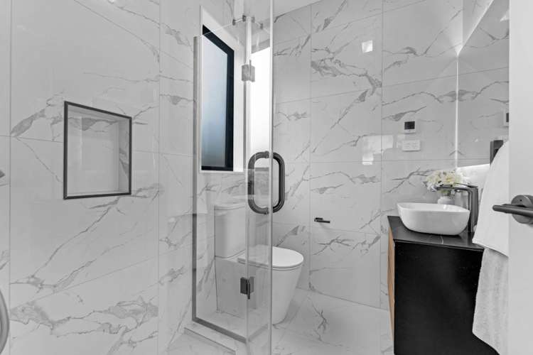 12 Tamure Road Flat Bush_32