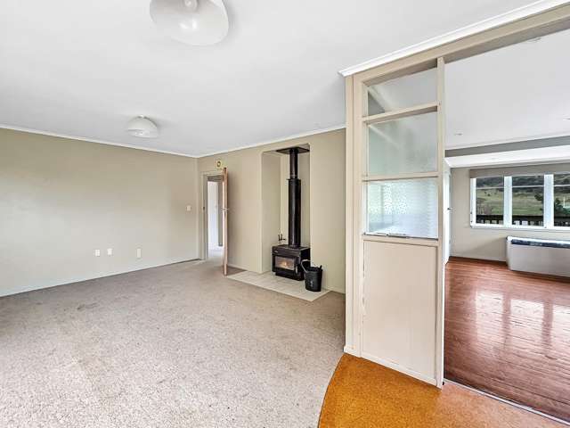 168 Newcastle Street Mahia_4