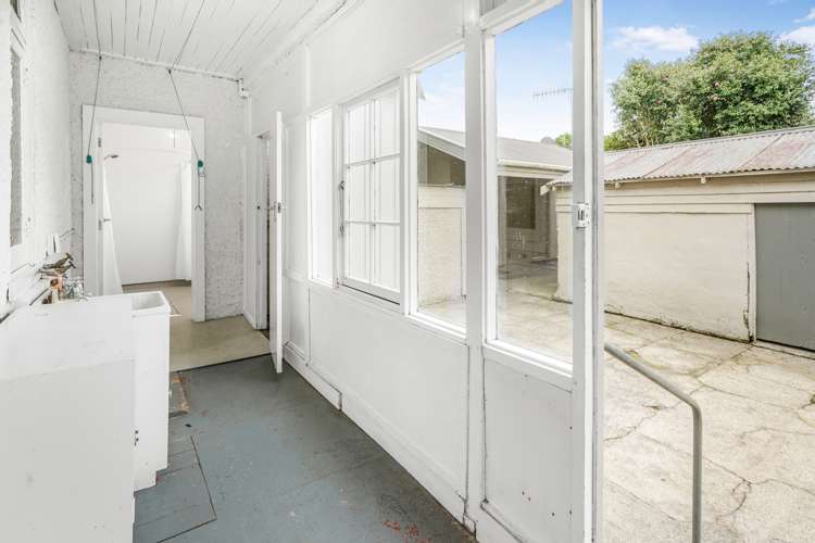 83 East Street Enderley_15