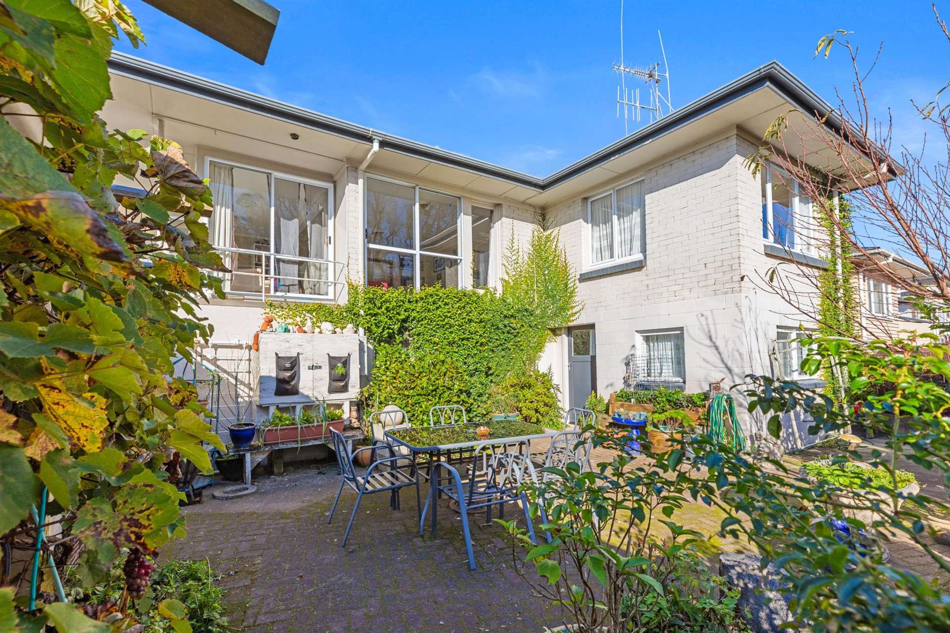 27 Esk Street Parkvale_0