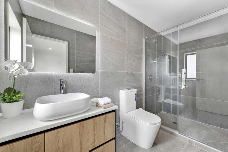 2a Ballyalton Crescent Flat Bush_23