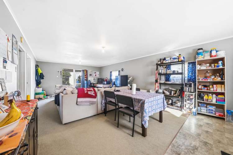 23 Chadwick Crescent Mangere East_15
