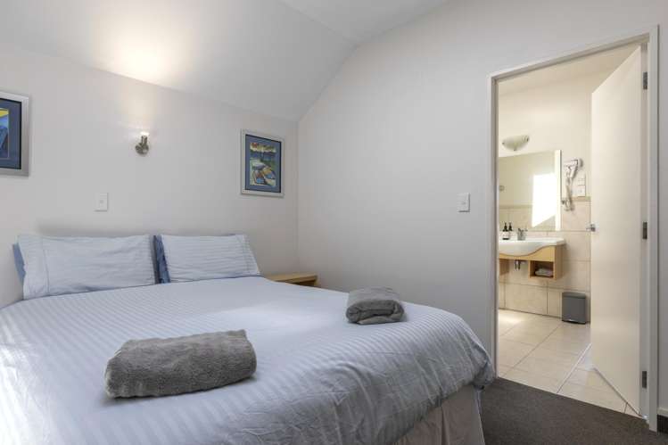 1/7 Tui Street Bird Area_26