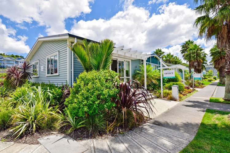 158 Eaves Bush Parade Orewa_19