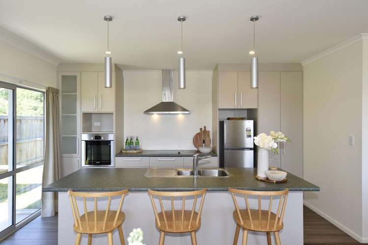 5 Main Road Redcliffs_5