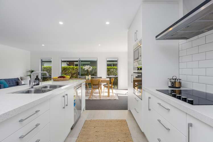 37 Anne Burton Drive_4