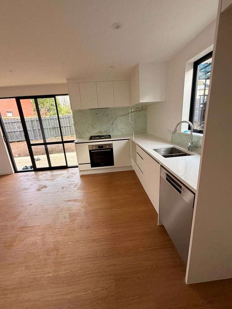 4/35A Somerset Road Mount Roskill_9
