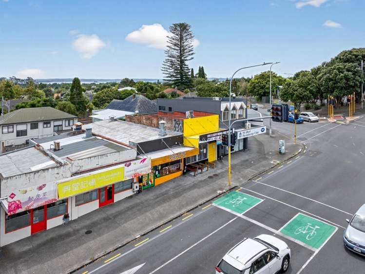 1087 New North Road Mt Albert_11