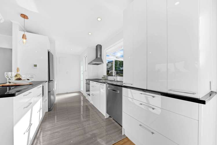 64 Monteith Crescent Remuera_8