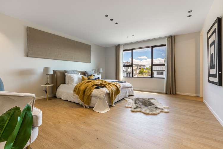 38 Fernhill Way Oteha_15