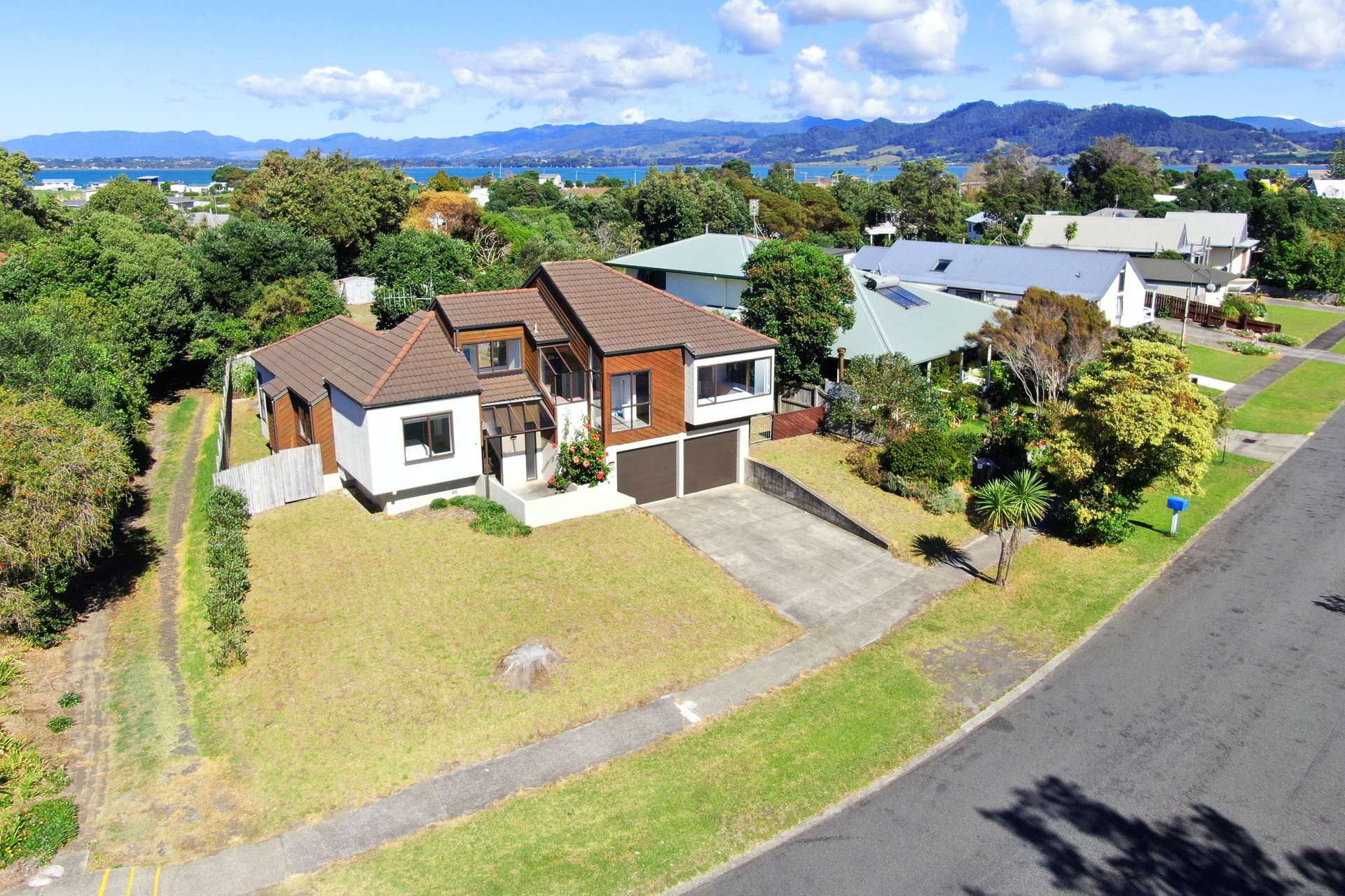 16 Papaunahi Road Waihi Beach_0