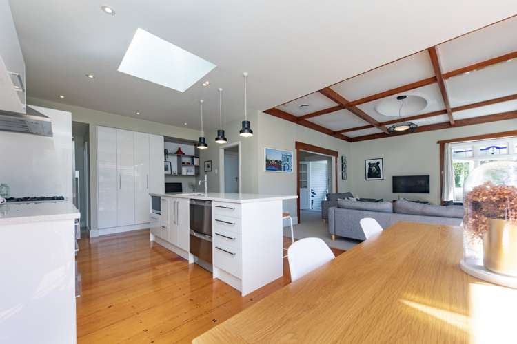 20 Queensway Three Kings_9