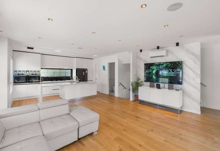 74A Bentley Avenue Glenfield_2