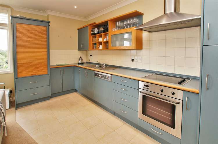 2a/11 London Street Hamilton Central_5