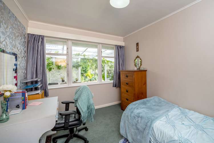 57 Intermediate Street Solway_12