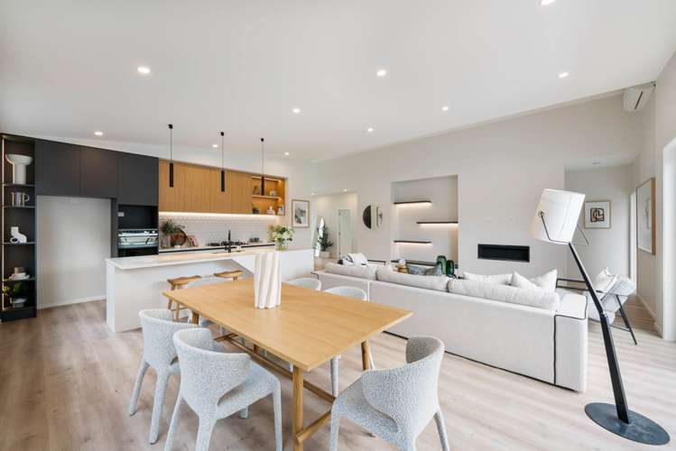 11 Spars Road Wainui_9